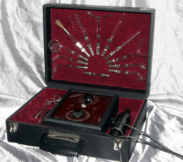 Lovely 14pc Fluvita Violet Wand / Ray